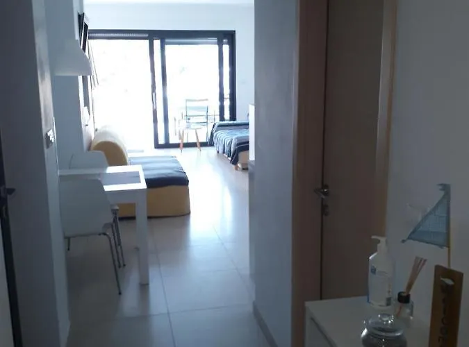 Ana פרימוסטן